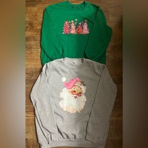 EUC set of 2 darling Green and Gray festive Holiday Sweatshirts